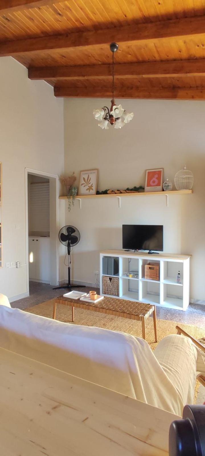 Dyada Home Nέα Στύρα Εξωτερικό φωτογραφία